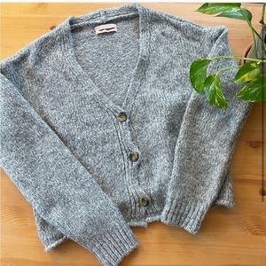 *relisted* cropped cardigan